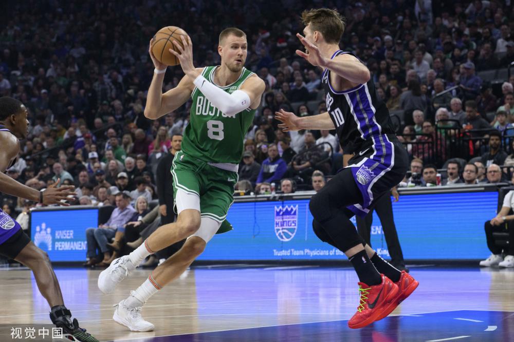 以为资历更 以为资历更